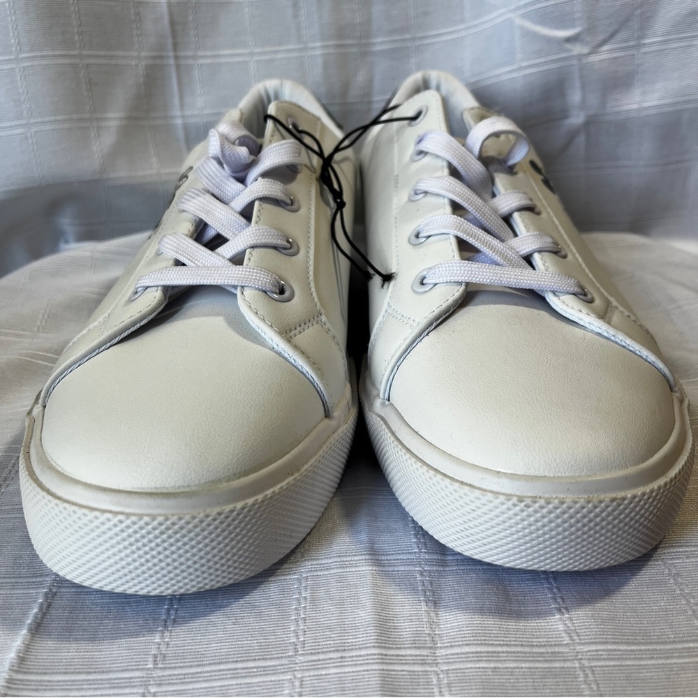 Disney Mickey and Minnie White Sneakers NWOT Women's Size 11 - Picture 4 of 14